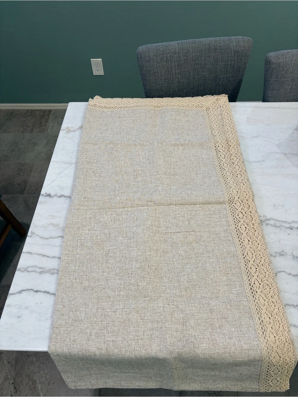 Square Beige With Lace Tablecloth